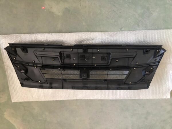 Factory Direct Supply Isuzu Damx Grille 2018 - Image 2