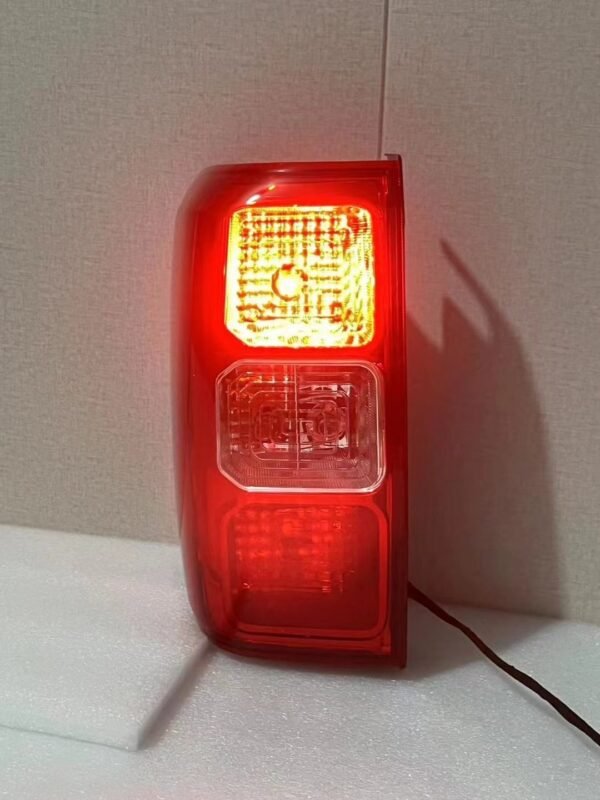 Factory Price 2022 Ford Ranger XL XLT Halogen Tail Light with Wire and Bulbs - Image 2