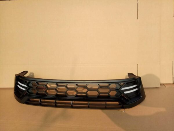Factory Supply Toyota Hilux Revo 2016 Modify Grille - Image 4