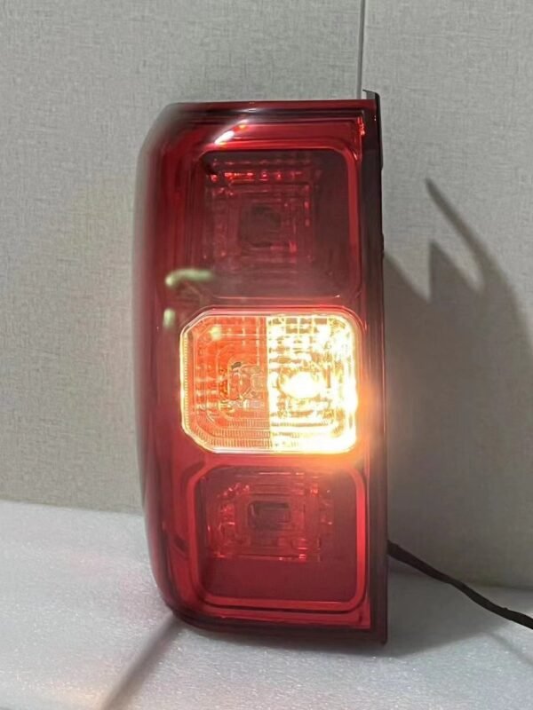 Factory Price 2022 Ford Ranger XL XLT Halogen Tail Light with Wire and Bulbs - Image 3