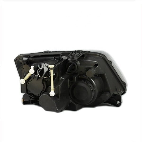 Volkswagen Amarok 2012 Headlights OEM Style - Image 3
