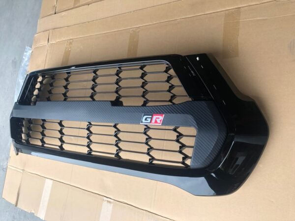 Toyota Revo 2020 Modify Grille Factory Supply - Image 3